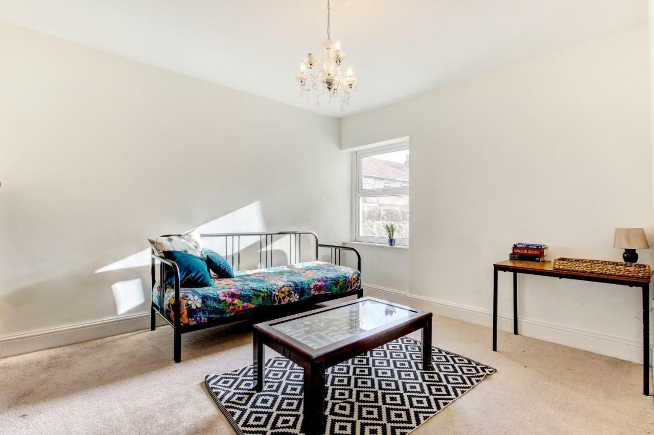 Lovely 3 Bed House In Bristol Villa Dış mekan fotoğraf